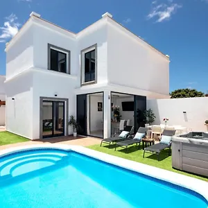 Ariome , Playa Blanca (Lanzarote) España