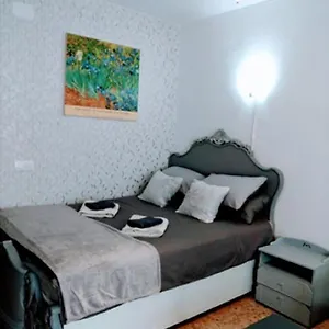 Some Shades Of Grey Apartamento